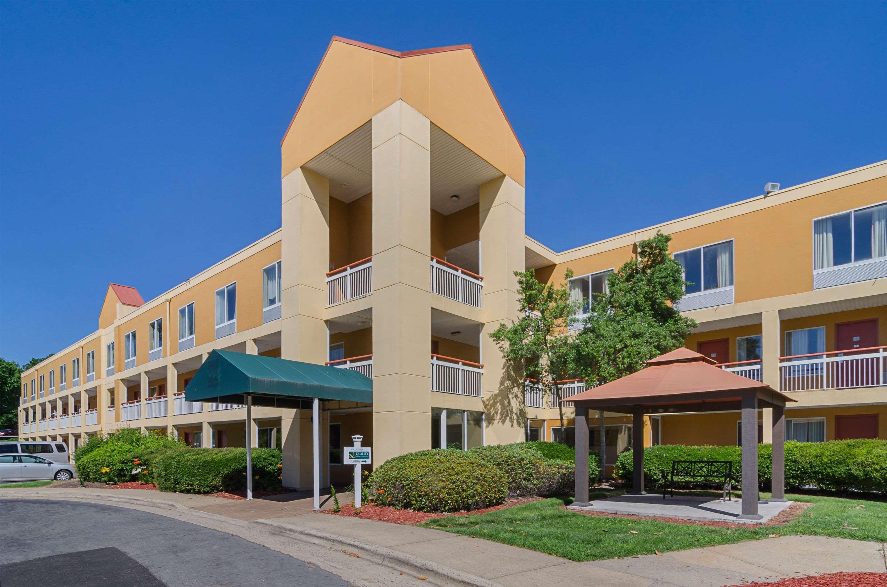 Surestay Plus Hotel By Best Western Durham Medical Center Exterior foto